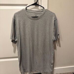Men's Gray T-Shirt